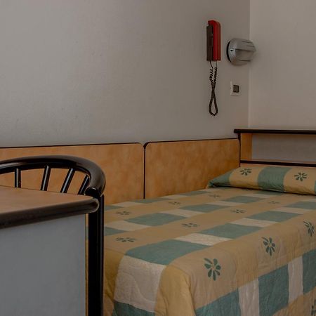Hotel Ulisse كاربينا المظهر الخارجي الصورة